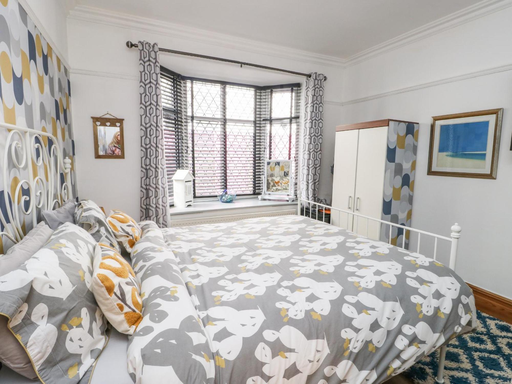 Glendalough Villa Colwyn Bay Bagian luar foto